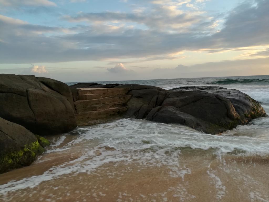 Sunrise Beach Inn 安伯朗戈德 外观 照片